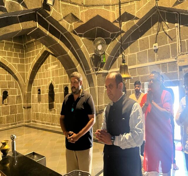 Dr. Sudhanshu Trivedi Praying